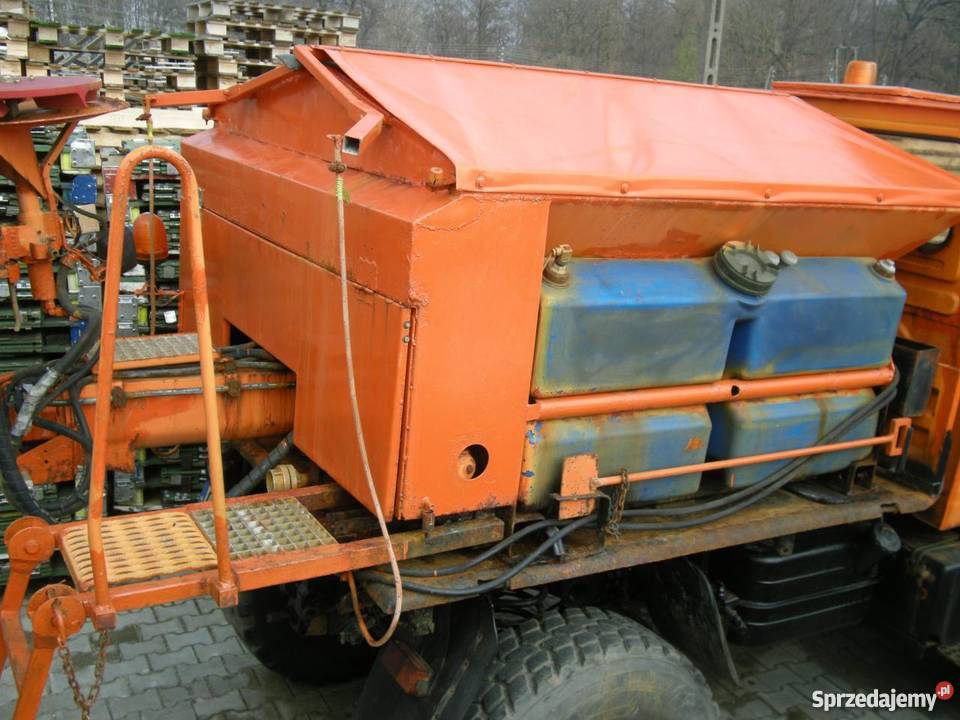 Na sprzedaż Unimog specjalny akcja zima dolnośląskie