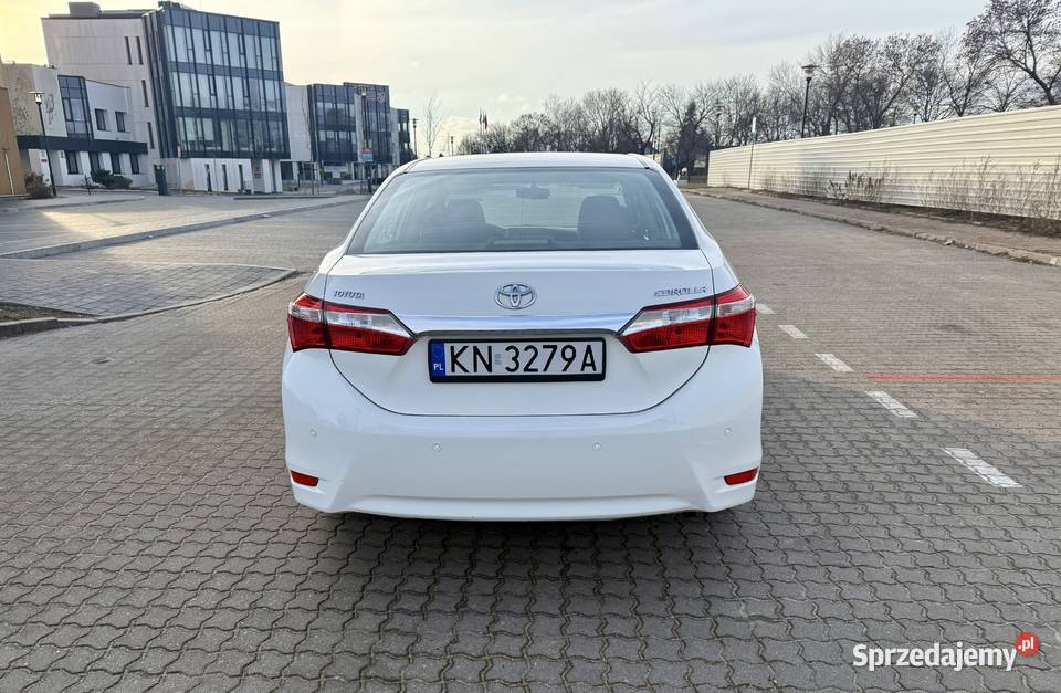 TOYOTA COROLLA 14 D4D diesel 2014 SALON POLSKA Sedan / Limuzyna mazowieckie Ożarów Mazowiecki