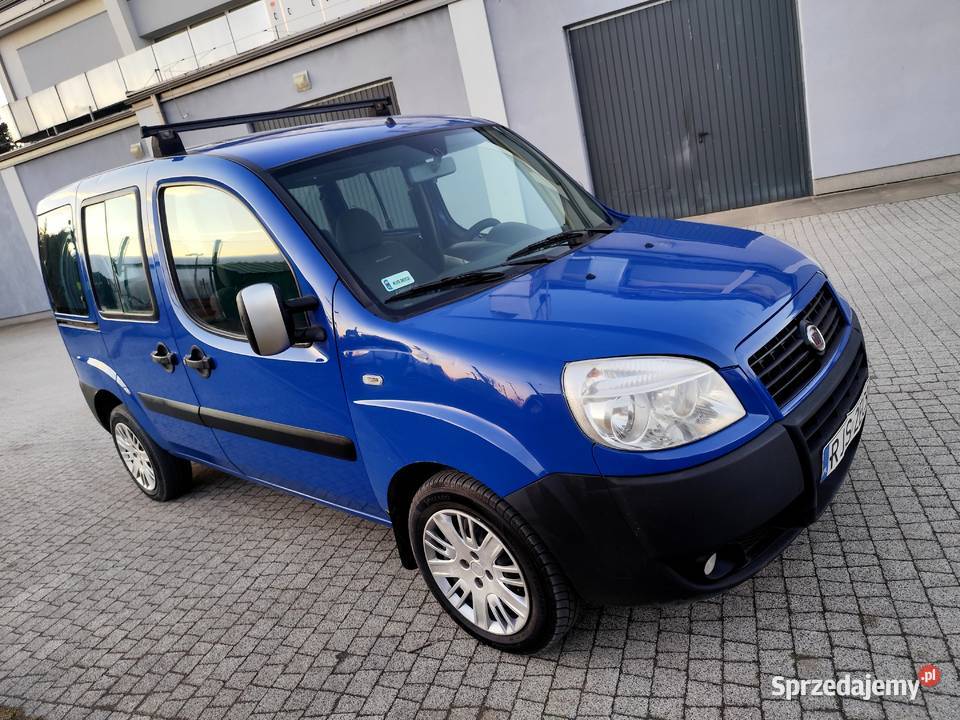 Fiat Doblo Lift 19Multijet 20089 Osobowe Rok produkcji 2009 Jasło