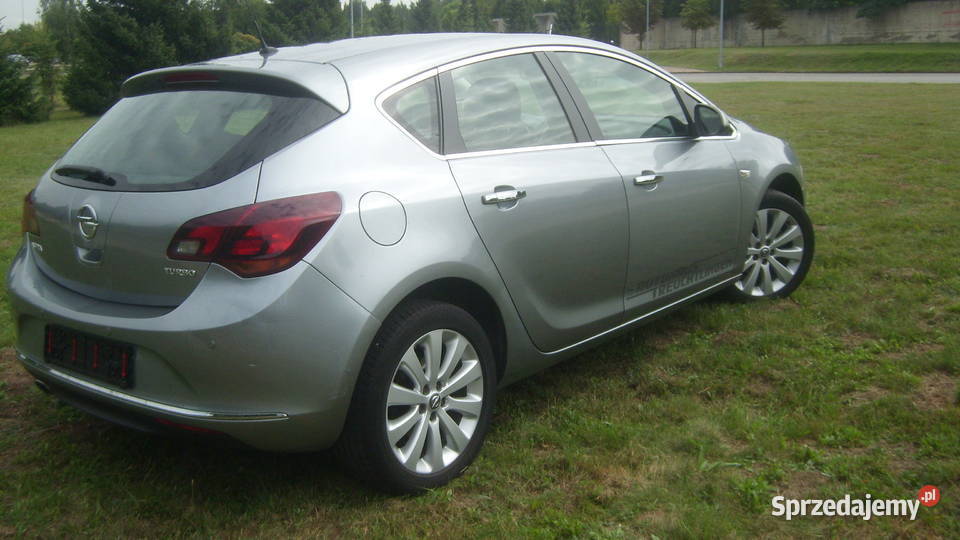 Astra J Benzyna 140KM