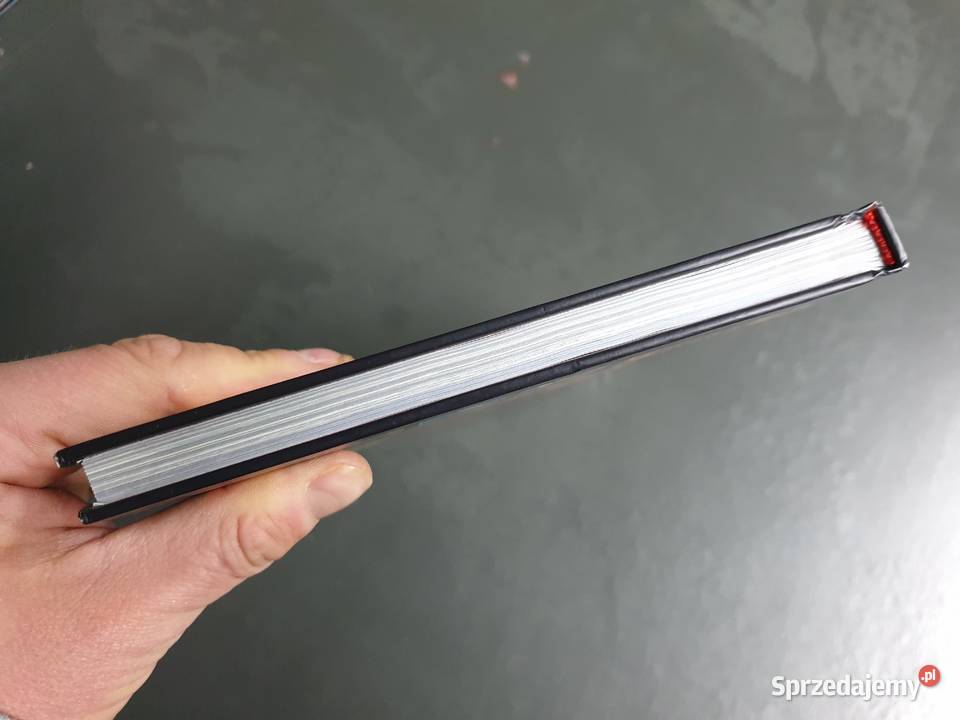 Hulk Spalona Ziemia WKKM tom 65 kredowy papier  Komiksy