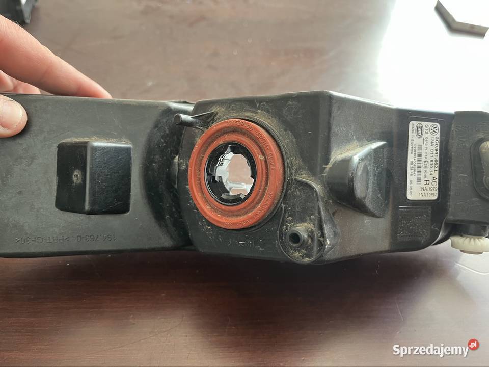 Halogen prawy Volkswagen Passat b8 podkarpackie Mielec