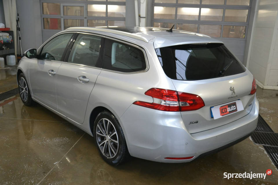 Peugeot 308 12 benzyna 130 nawigacja full ledy
