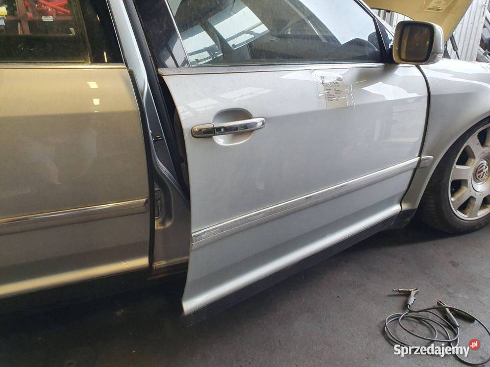 DRZWI PRAWE PRZÓD VOLKSWAGEN PHAETON 60 W12 LG9R kujawsko-pomorskie Lipno