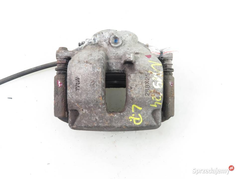 ZACISK LEWY PRZÓD MERCEDES KLASA C W204 C 180