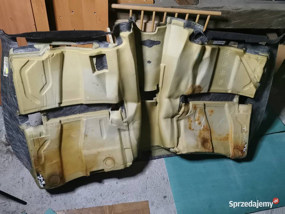 Mercedes w202 środek wykładzina osłona slubka a podkarpackie Ropczyce