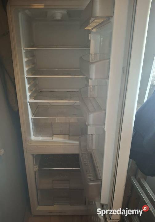Sprzedam lodówke beko Wierzchosławice