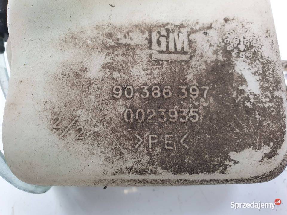 ZBIORNICZEK SPRYSKIWACZY OPEL CORSA B Lipno