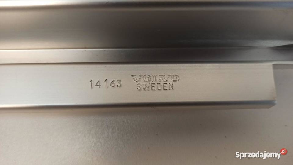 VOLVO V70 SZYNA BAGAŻNIKA LEWA osobowe Uchwyty fabryczne