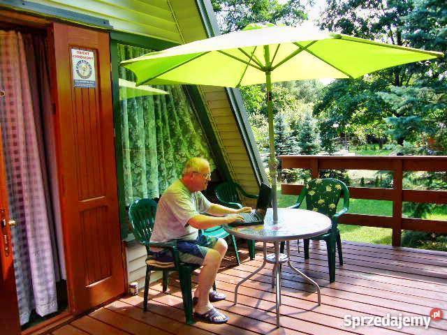 działkę z domkiem Bugiem Młynarze