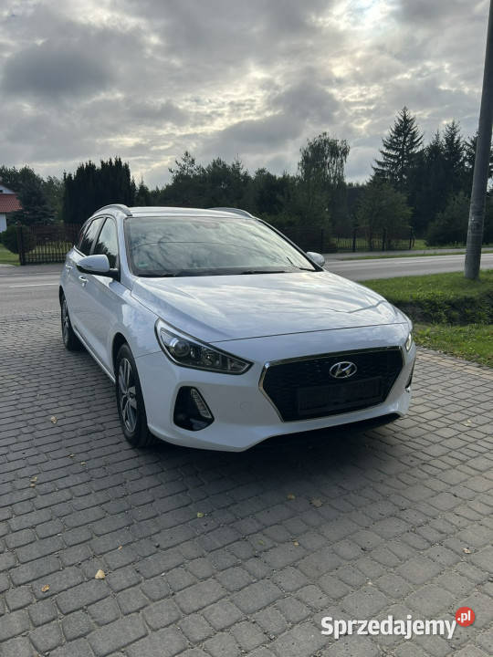 Hyundai i30 sprzedam HYUNDDIA I30 14B III 2017 Rok produkcji 2017 Lublin