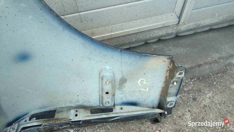 BŁOTNIK LEWY PRZÓD MERCEDES CKLASA W203 LIFT