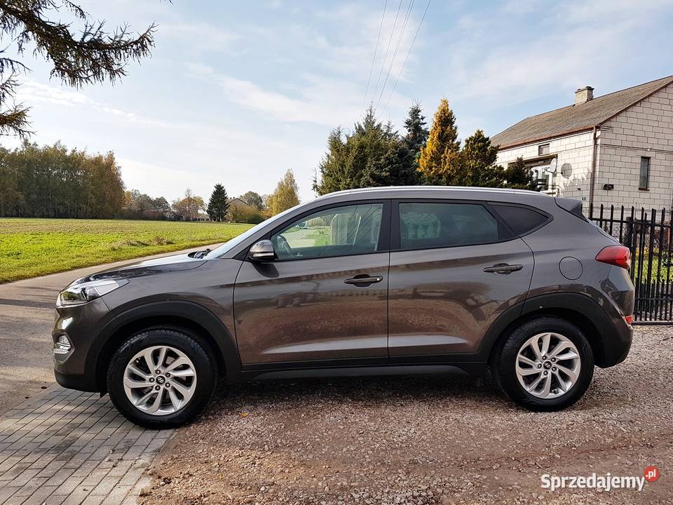Hyundai Tucson 16 MPI 2016 Liść Klonu Full światła przeciwmgielne