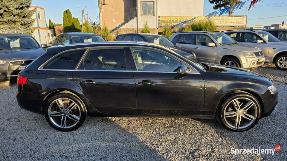 Audi A4 LIFT 30 TDI Duża Navi Ledy Skóra SLINE garażowany