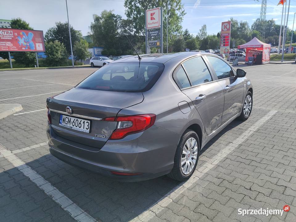 Fiat Tipo 14 95 Sedan LPG niski przebieg Siemianowice Śląskie