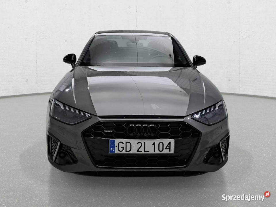 Audi A4 Limousine B9 2015 Komorniki