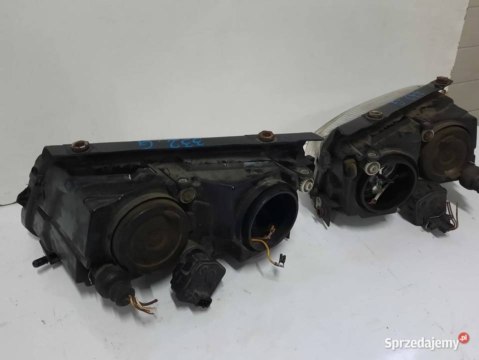 332G VW PASAT B5 LAMPA LEWA PRAWA PRZOD EUROPA Włoszczowa sprzedam