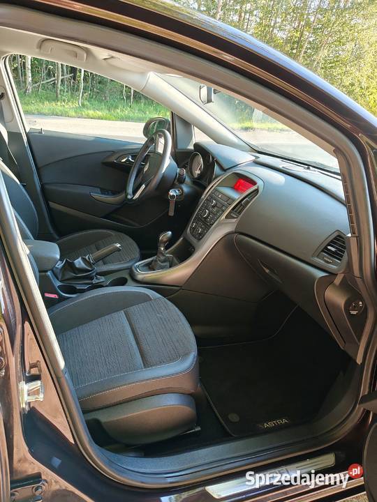 Opel Astra J sedan 14 turbo LPG 140 manualna Gdynia
