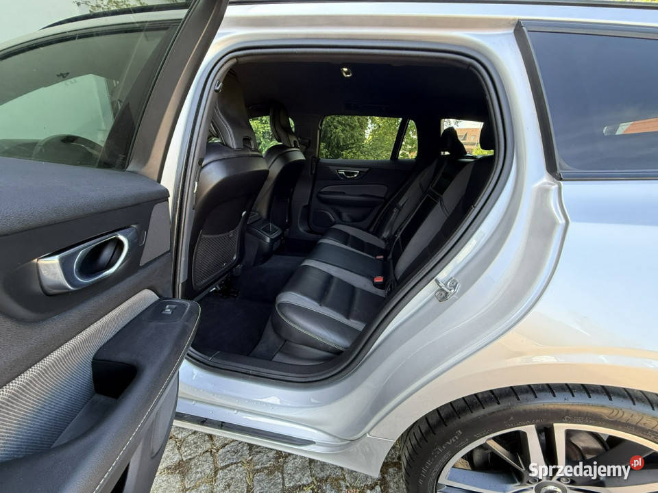 Volvo V60 20 190 RDesign Serwis ASO 19 Pełny aluminiowe felgi Ocice sprzedam