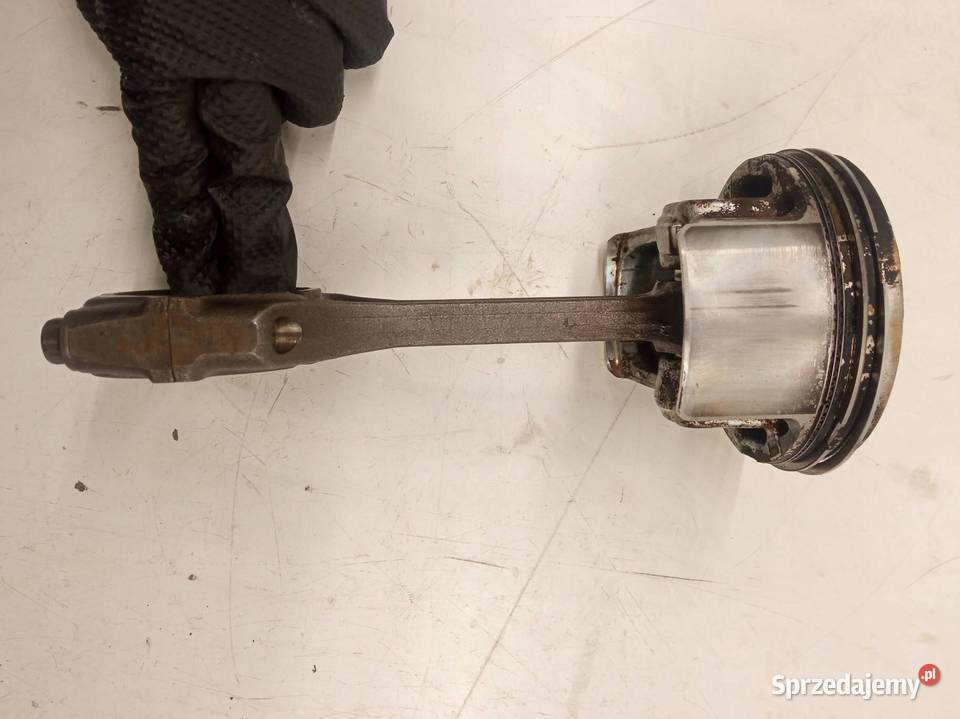 TŁOK KORBOWÓD 20 16V Honda CRV II 20012006