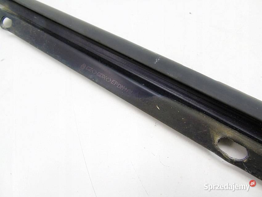 Uszczelka parapet wewnętrzny szyby drzwi prawy Pozostałe Sosnowiec