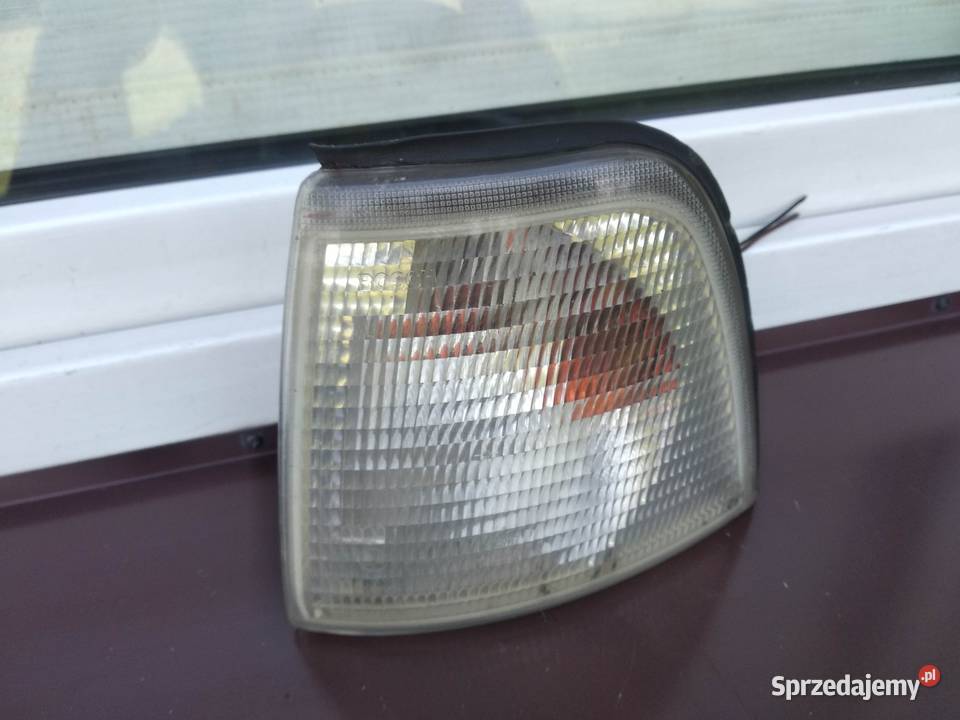 Audi 80 B3 B4 kierunkowskaz kierunek przedni