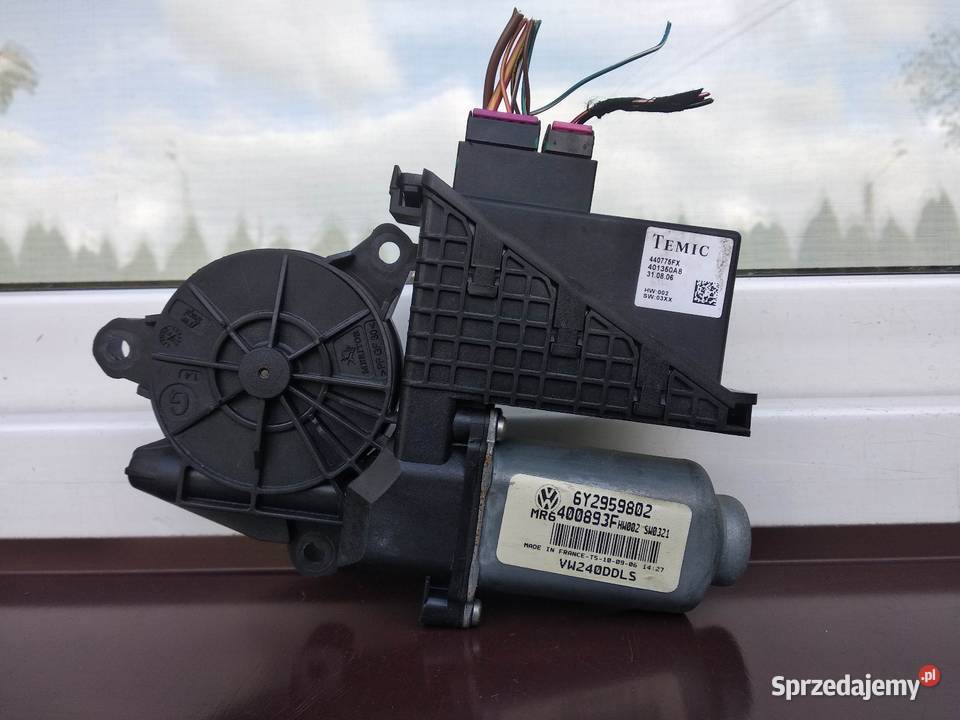 VW Polo 9N3 Transporter T5 silniczek podnoszenia osobowe Wyposażenie wnętrza Sieradz