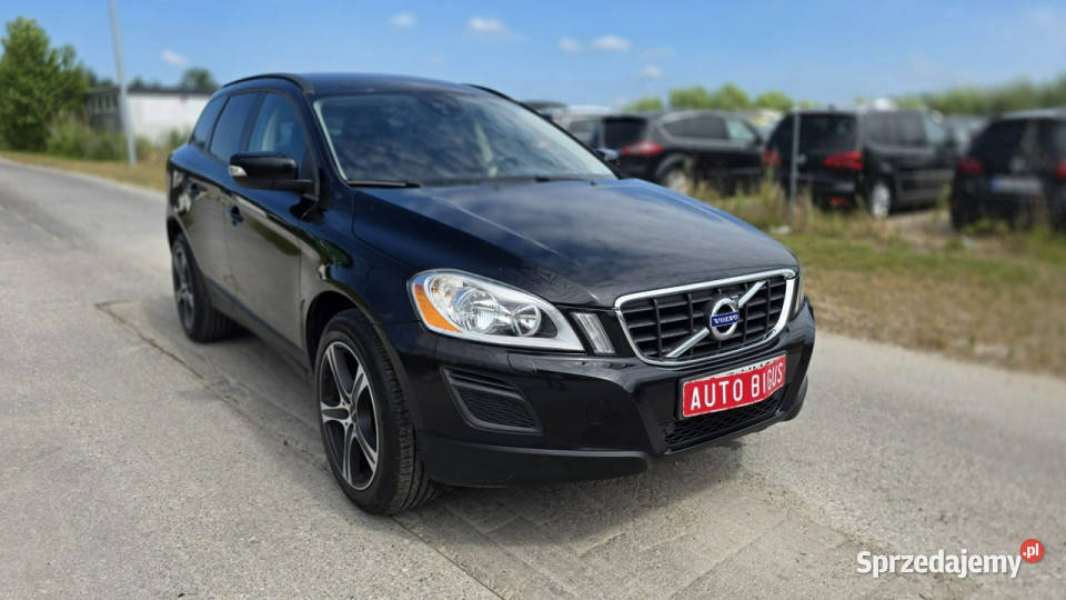 Volvo XC 60 Duża Navi automat zarejestrowany czarny sprzedam