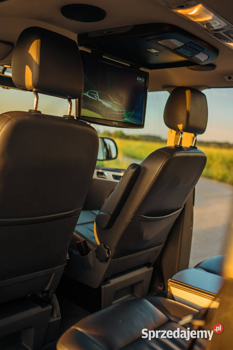 BusVIP wynajem busa z kierowcą obsługa wesel Bielsko-Biała przewóz osób