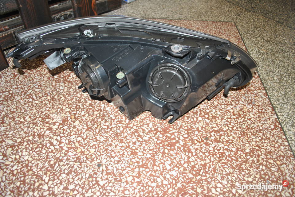 Lampy przód przednie BMW E60 E61 PRZEDLIFT śląskie Poręba