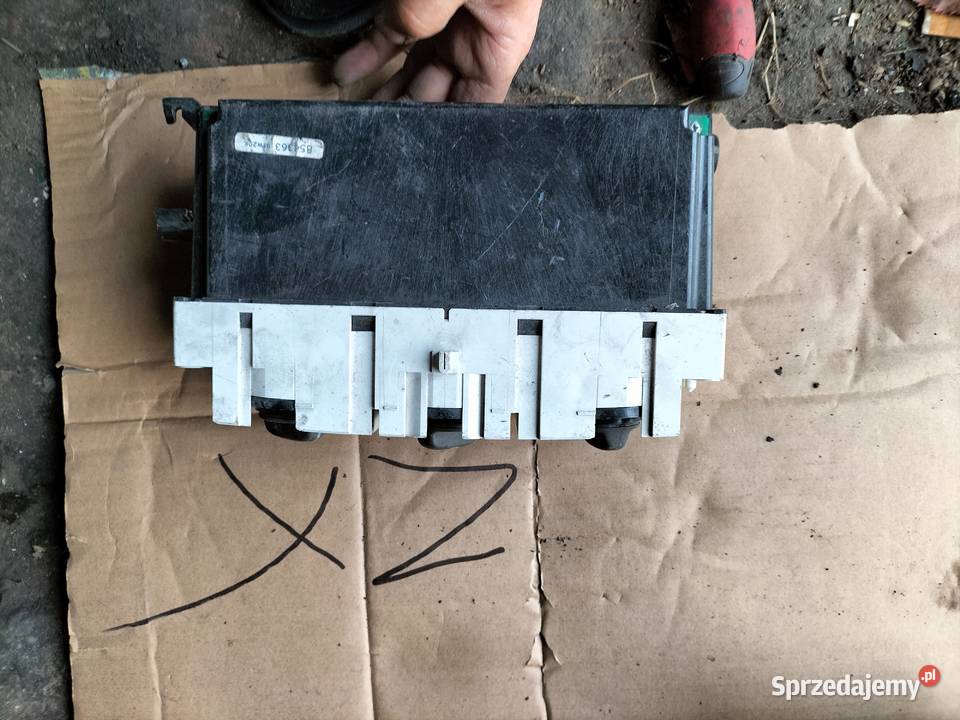 Panel nawiewu klimatyzacji VOLVO V40 S40 VOLVO osobowe Wyposażenie wnętrza lubelskie Kamień-Kolonia