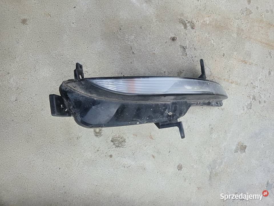 Lampa kierunkowskazu do Renault Megane 4 Wola Batorska