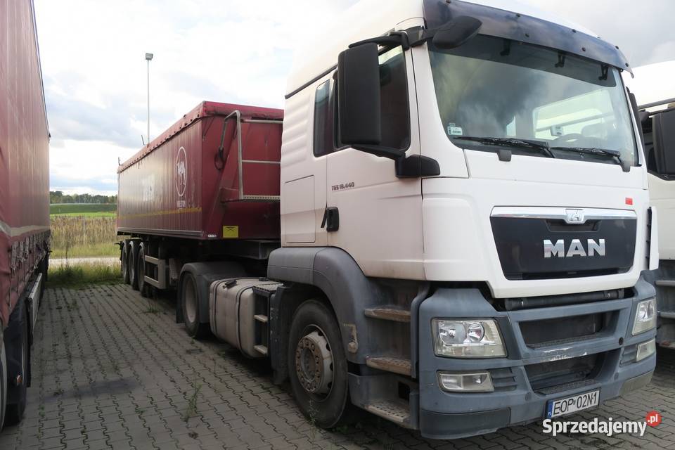 Ciągnik siodłowy MERCEDESBENZ ACTROS 1845 Opoczno