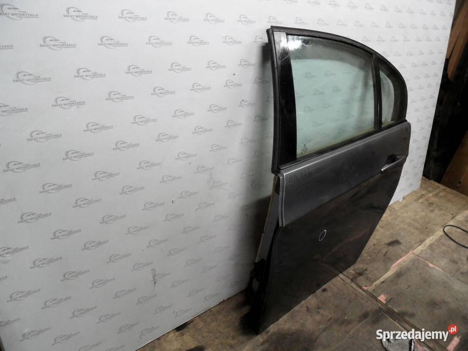 BMW E90 LIFT 10r drzwi lewy tył osobowe