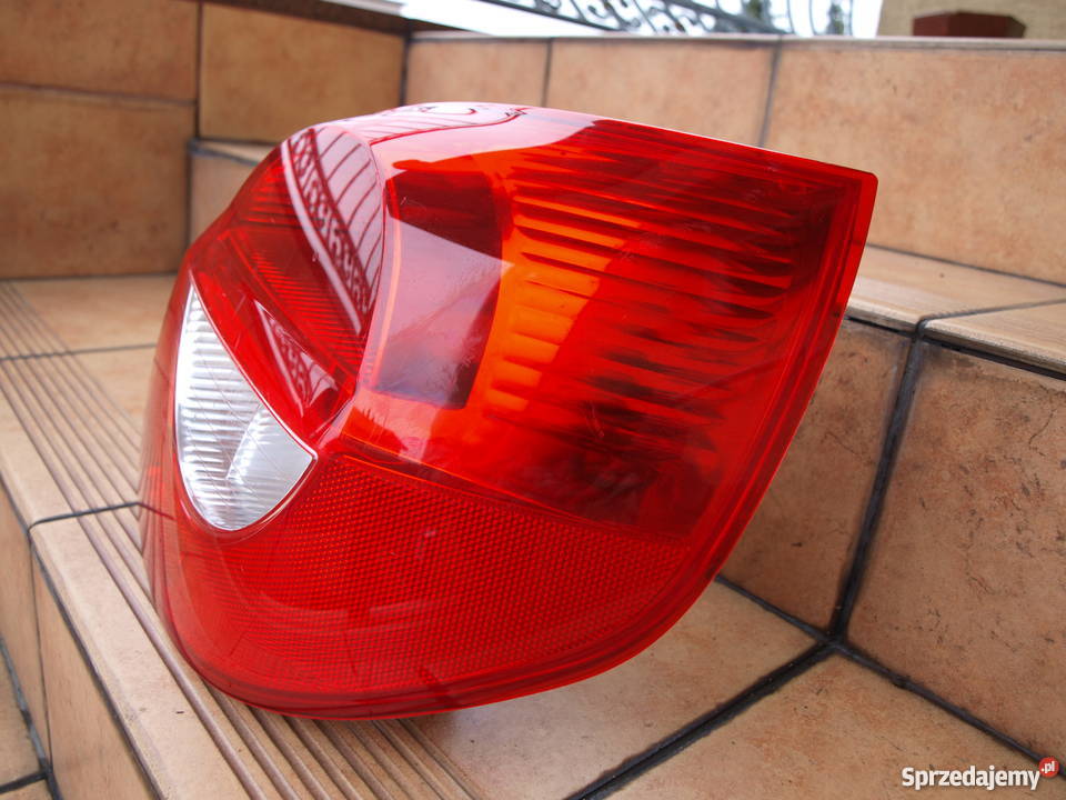 Renault Clio 3 lampa prawa tył 2005 2009r europa Kalisz