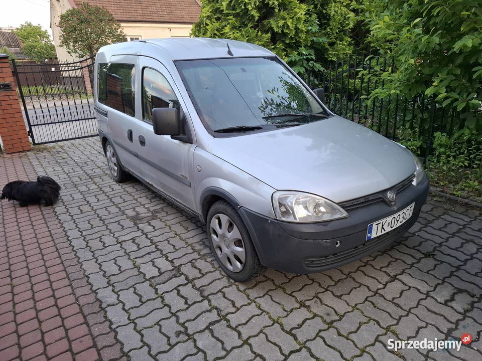 Opel combo 2004r 16 lpg remoncie silnika manualna świętokrzyskie Kielce