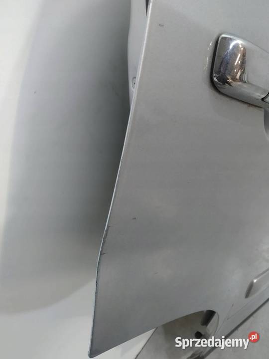 DRZWI PRAWE TYŁ NH623M Honda CRV II 20012006