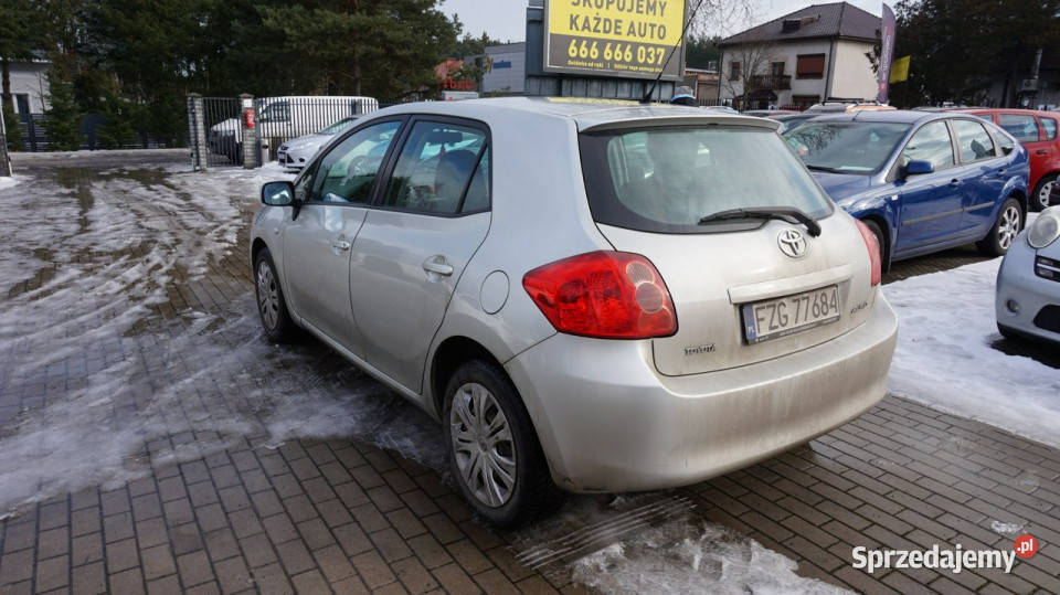 Toyota Auris zarejestrowany ubezpieczony komputer pokładowy Auris lubuskie Zielona Góra