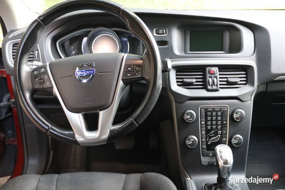 Sprzedam Volvo V40 20 D3 diesel 150 1 wlaściciel wielkopolskie Kościan