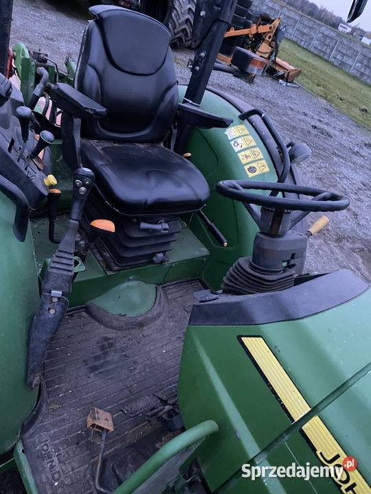 John Deere 5085M ładowacz QUICKE oborak 2012r Biała sprzedam