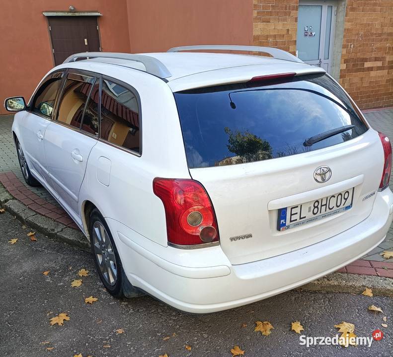 Toyota Avensis kombi 18 benz z LPG 2008r Łódź