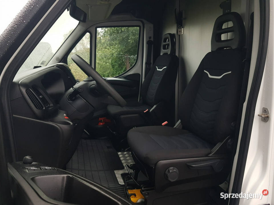 Iveco Daily SKLEP BAR FOODTRUCK KONTENER 129286km Iveco Poręba sprzedam