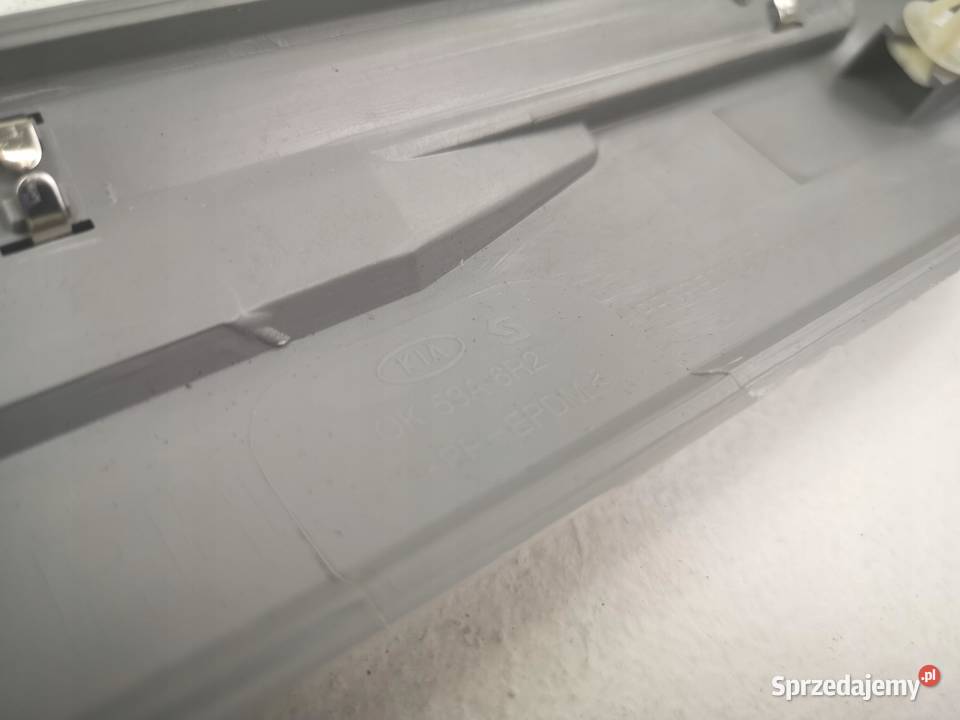 LISTWA DRZWI PRAWY TYŁ KIA CARNIVAL 2005 NOWA osobowe