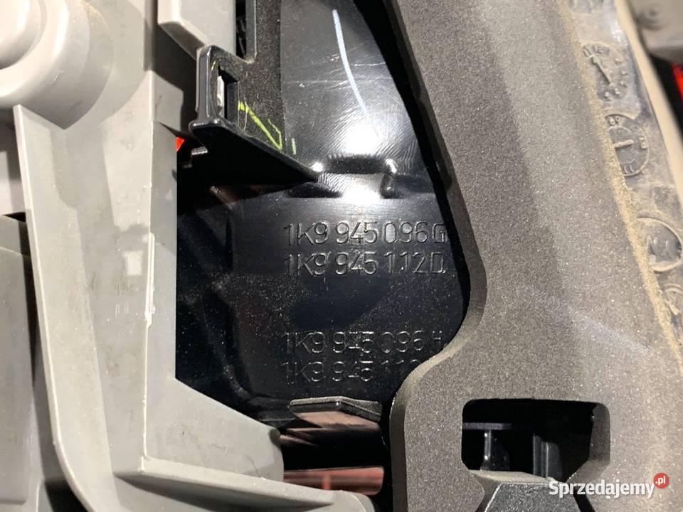 LAMPA PRAWY TYŁ VW GOLF VI 1K9945096G Kombi 0914