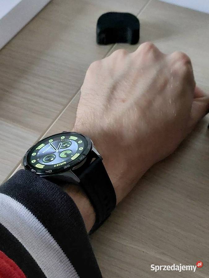 Huawei Watch GT 4 z oryginalnym pudełkiem sprzedam