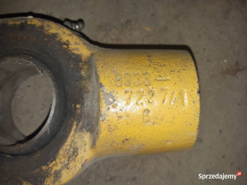 Ucho siłownika ładowarki koparki łódzkie Lubochnia