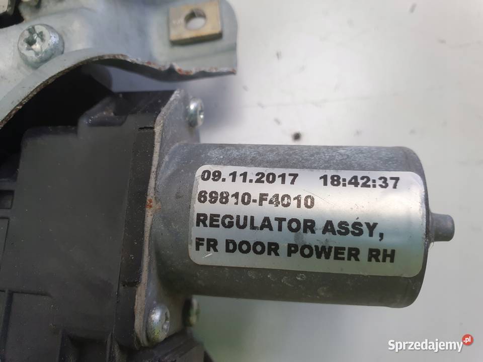 Toyota CHR CHR PODNOŚNIK SZYBY prawy przód Rudka