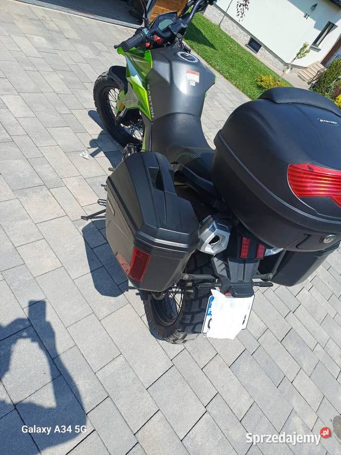 Barton hyper 125