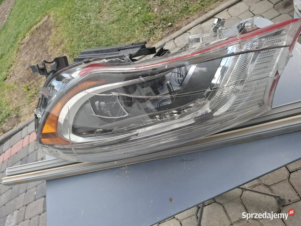 Mercedes CLA C117 AMG lewa lampa BiXenon małopolskie Nowy Sącz
