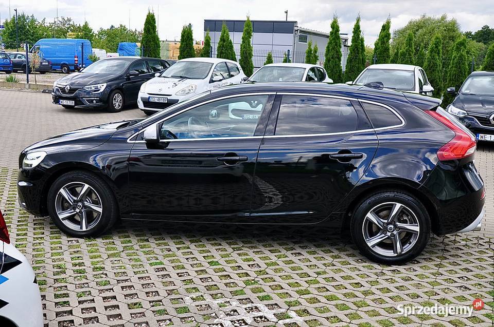 Volvo V40 20D R DESIGN 20D 150 2018r KAMERA Goleniów